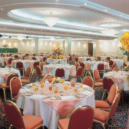 Holiday Inn Al Salam Jeddah Restoran gambar