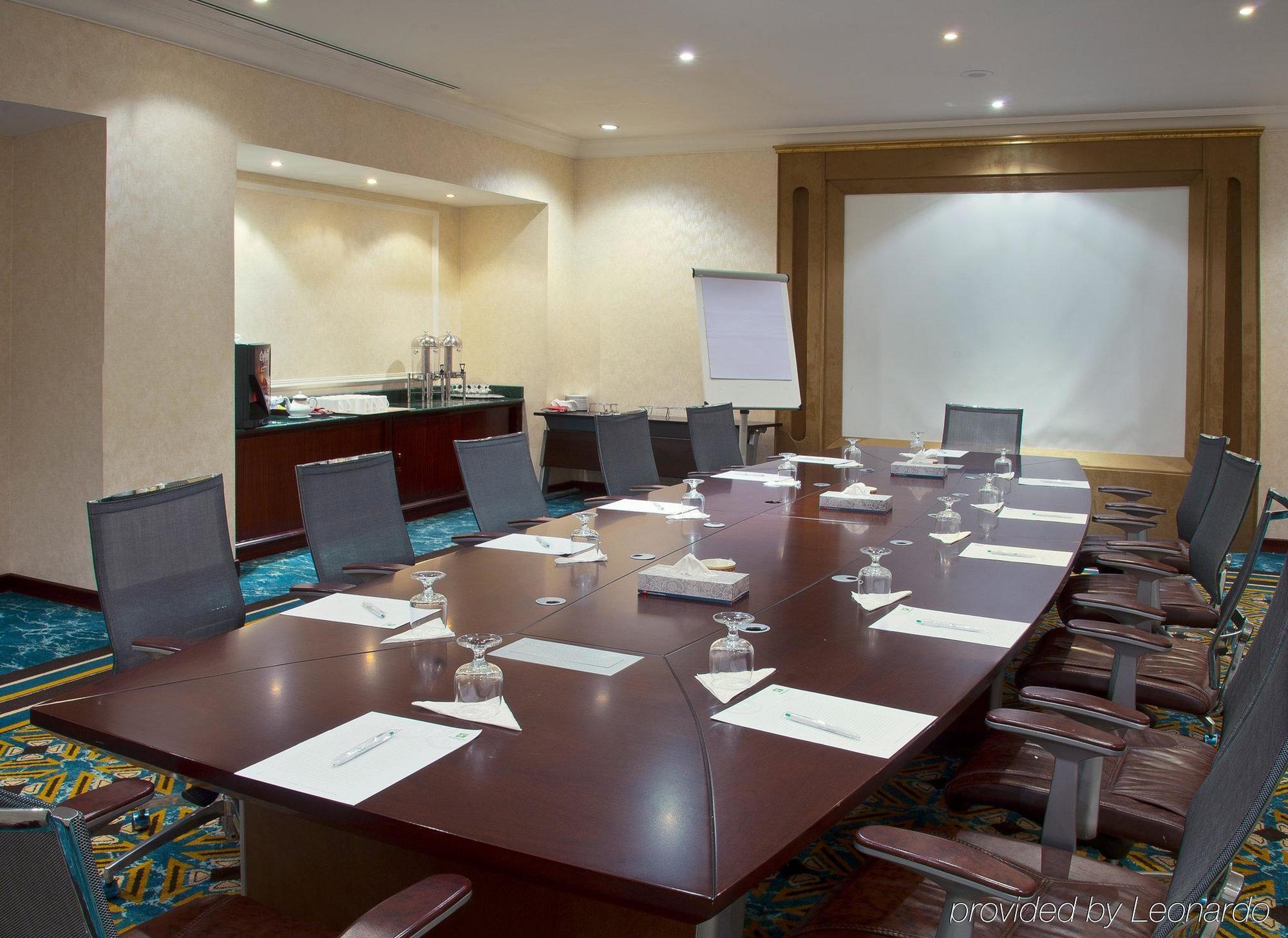 Holiday Inn Al Salam Jeddah Perniagaan gambar